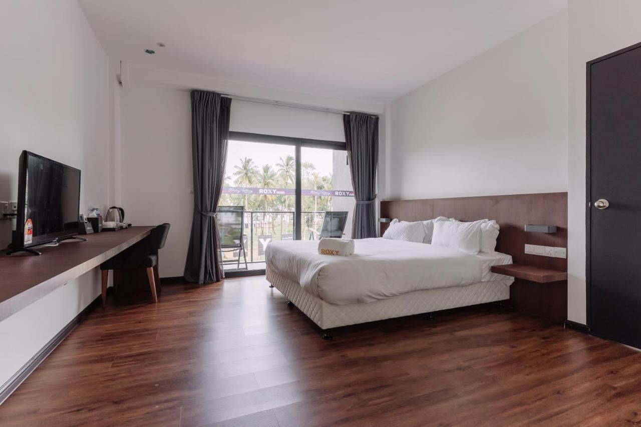Roxy Sematan Villa & Townhouse Екстериор снимка