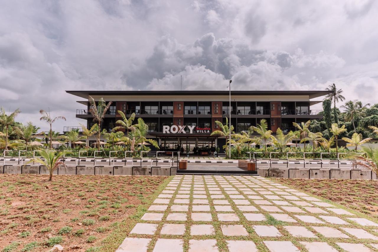 Roxy Sematan Villa & Townhouse Екстериор снимка